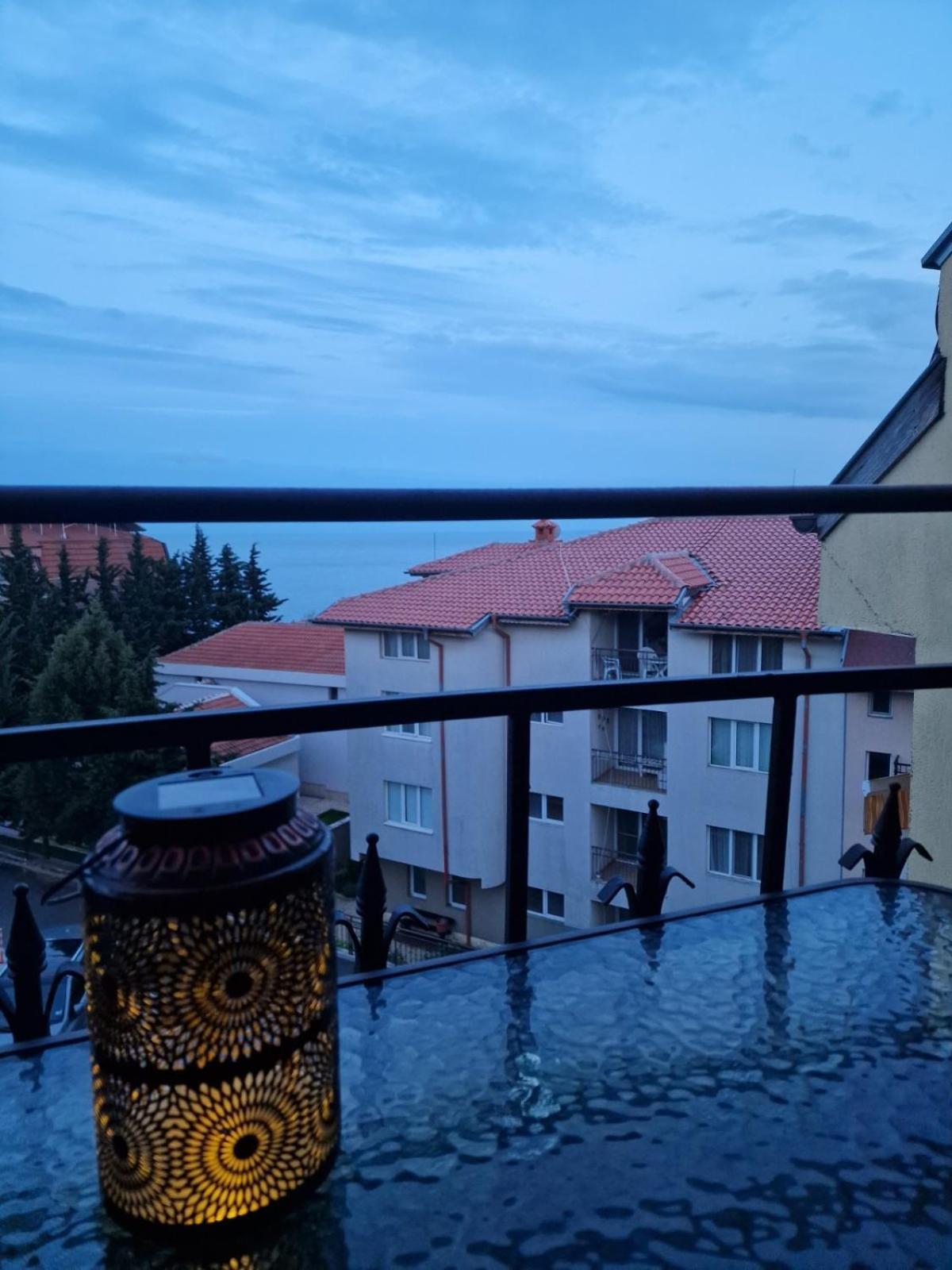 Larenta Sveti Vlas, Ulitsa Cherno More 12 Exteriör bild