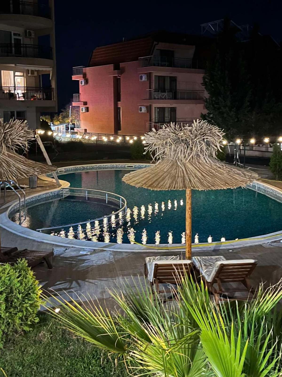 Larenta Sveti Vlas, Ulitsa Cherno More 12 Exteriör bild