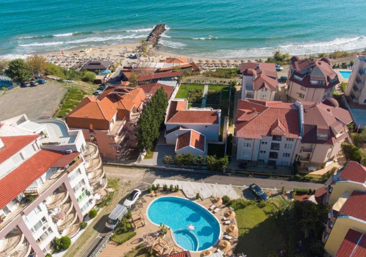 Larenta Sveti Vlas, Ulitsa Cherno More 12 Exteriör bild